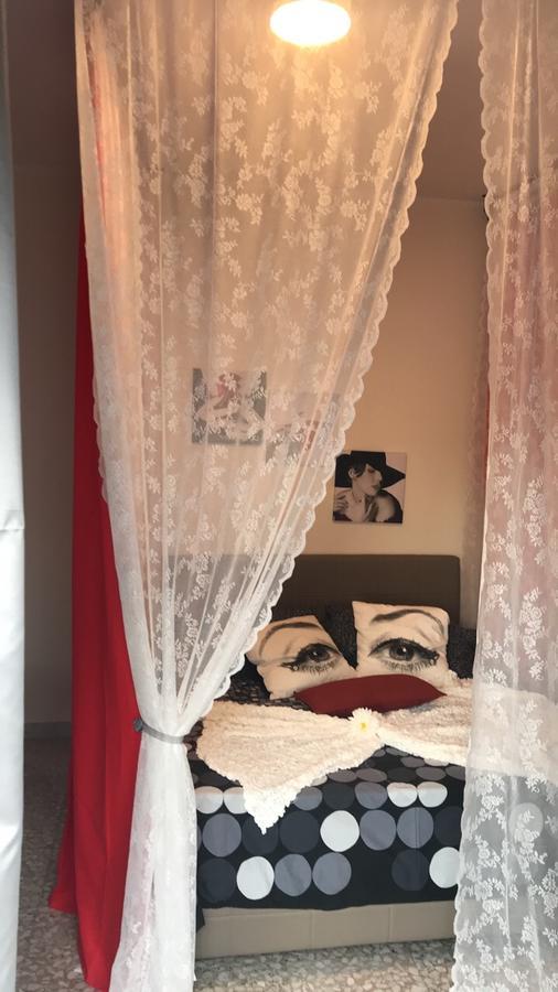 B & B Leti Battipaglia Bagian luar foto